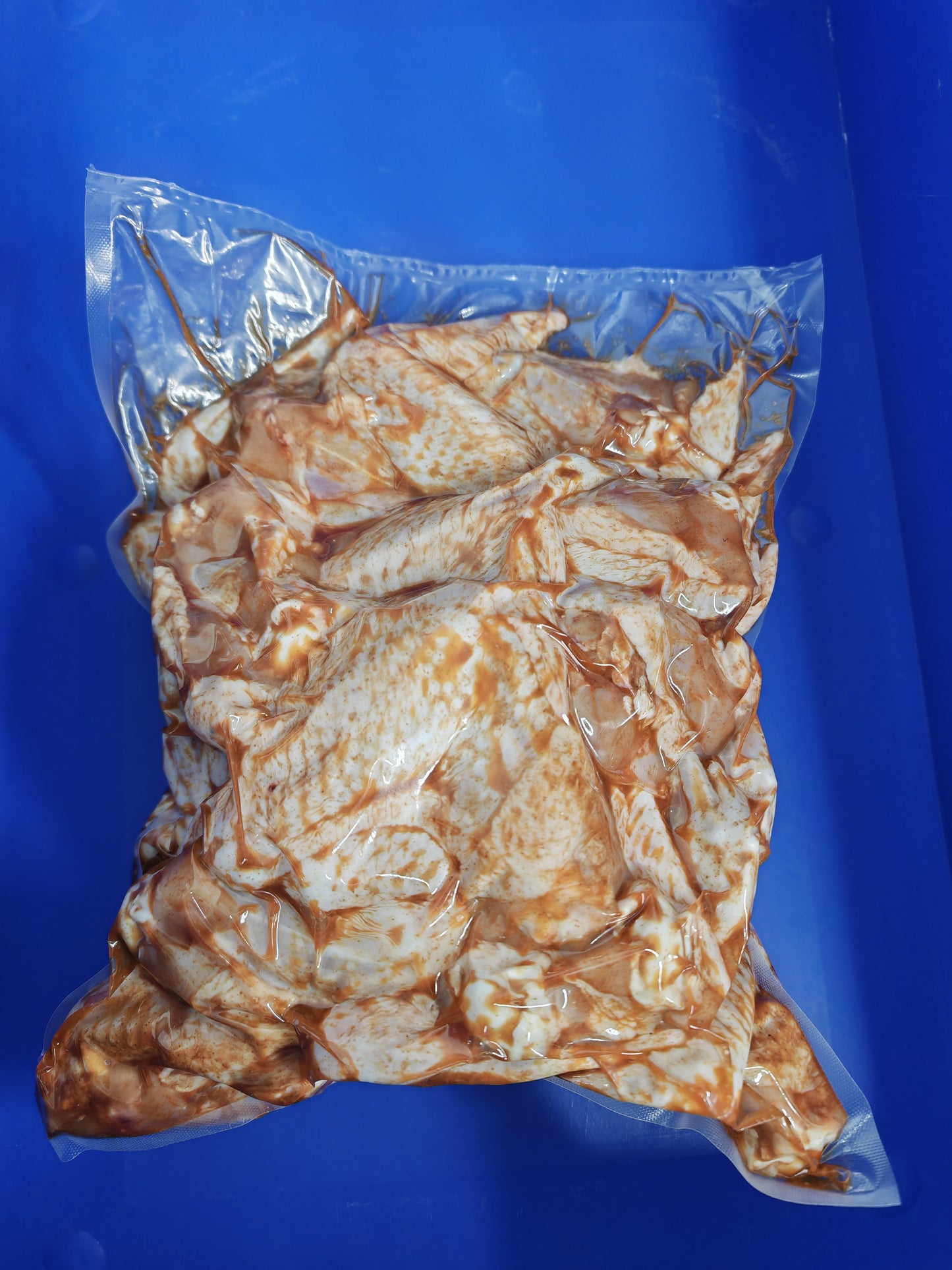 1kg Hähnchenflügel, halbiert, ohne spitzen, mariniert (Paprika)